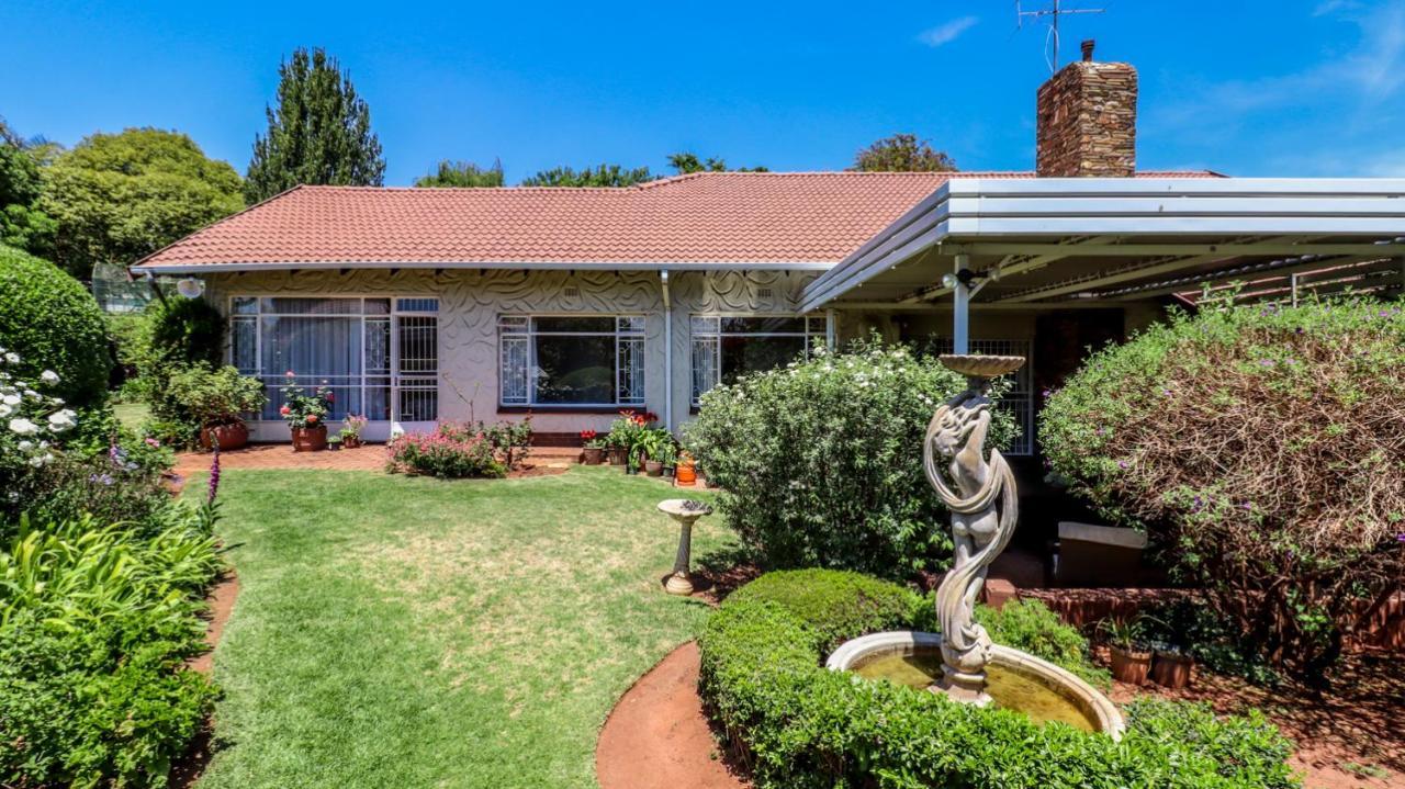 Bedfordview Bandb Exterior photo